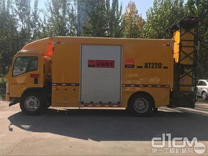 齊魯交通濟(jì)南分公司配備2臺英達(dá)安全緩沖車 防撞緩沖車提升道路作業(yè)安全